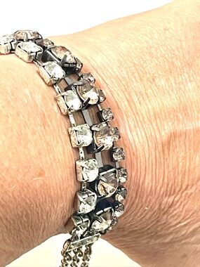 American Eagle vintage rhinestone bracelet